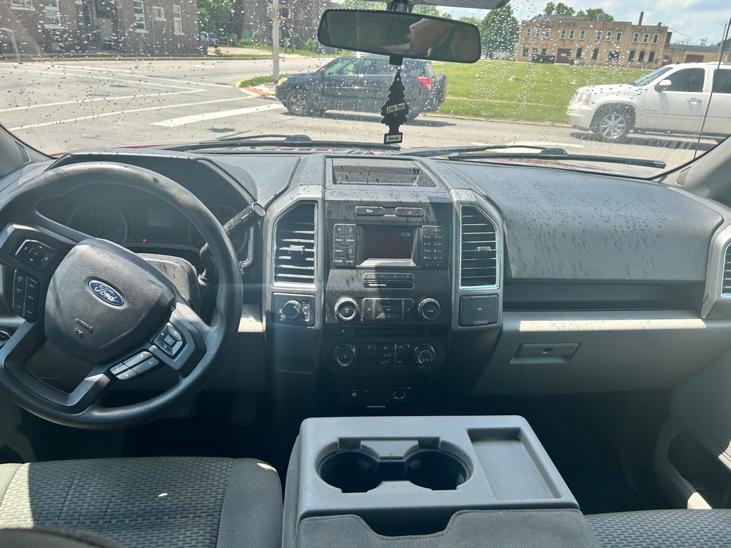 2015 Ford F-150 Image 14