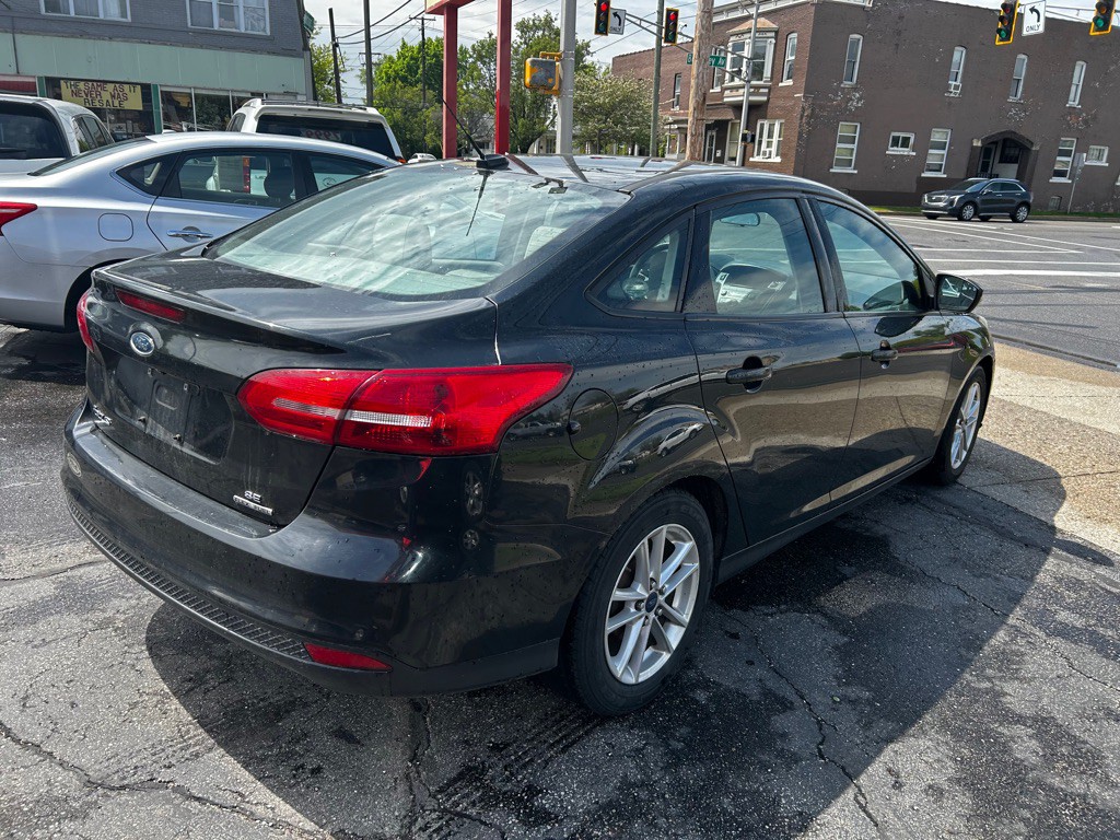 2015 Ford Focus Image 5