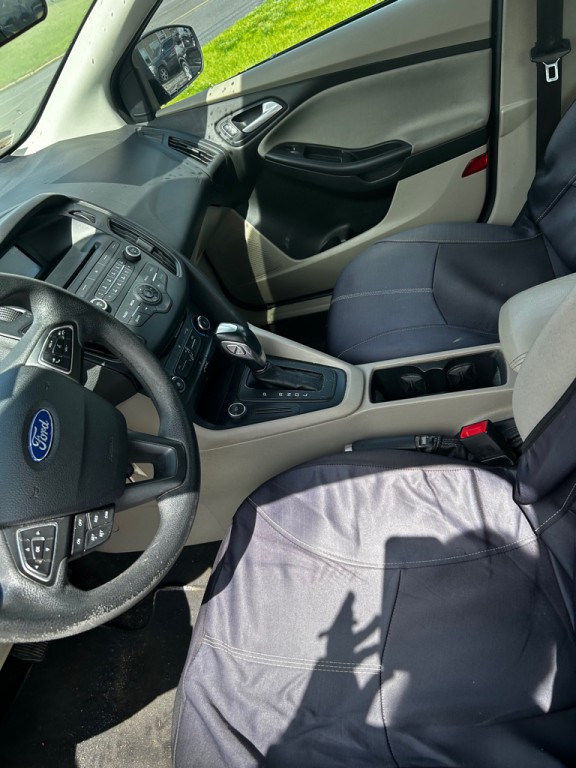 2015 Ford Focus Image 10