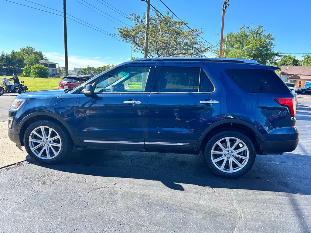 2016 Ford Explorer Image 3