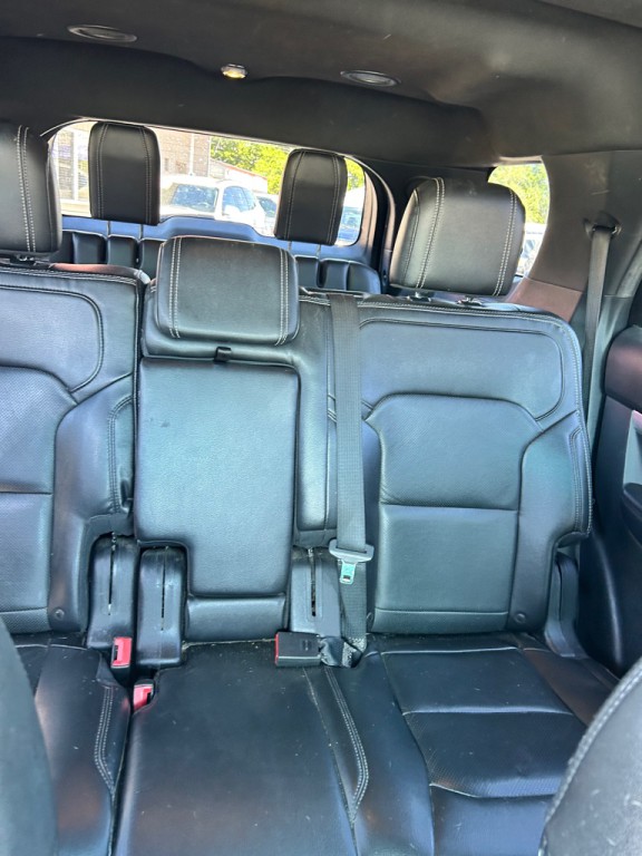 2016 Ford Explorer Image 12