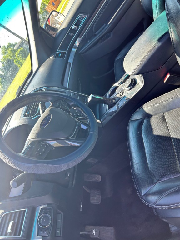 2016 Ford Explorer Image 17