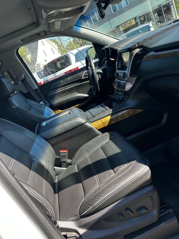 2017 GMC Yukon Image 10