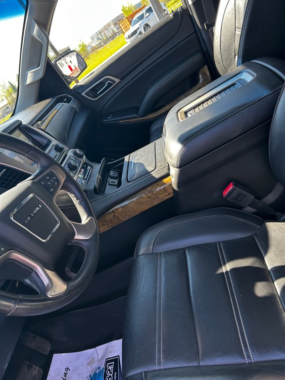 2017 GMC Yukon Image 18