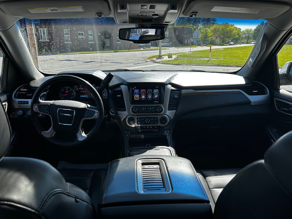 2017 GMC Yukon Image 19