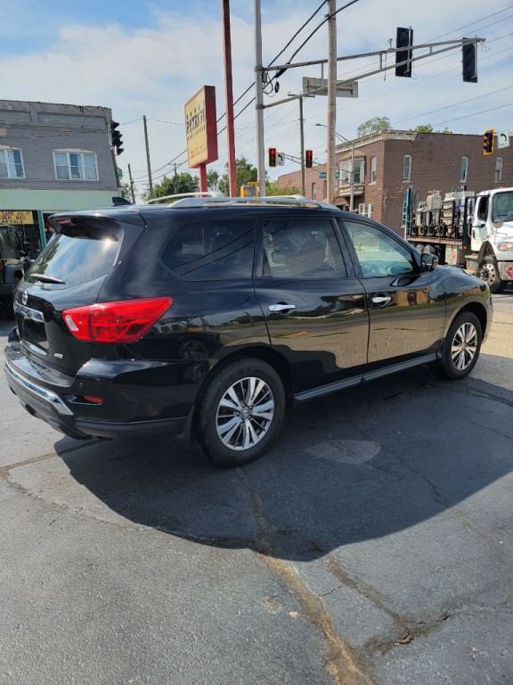 2019 Nissan Pathfinder Image 3