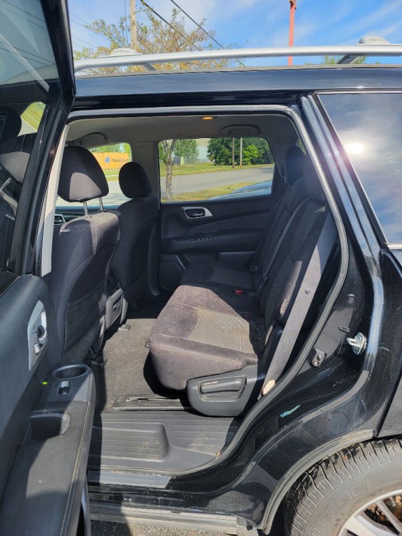 2019 Nissan Pathfinder Image 10