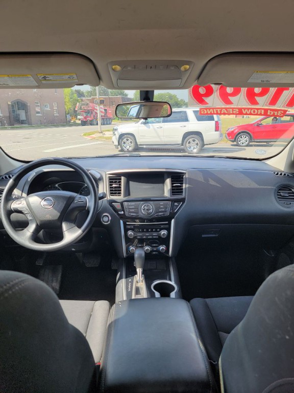 2019 Nissan Pathfinder Image 17