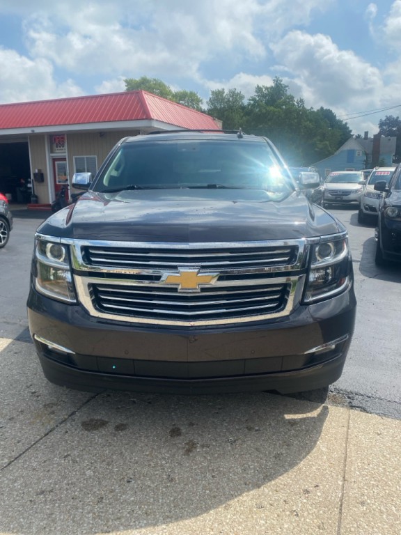 2017 Chevrolet Tahoe Image 2