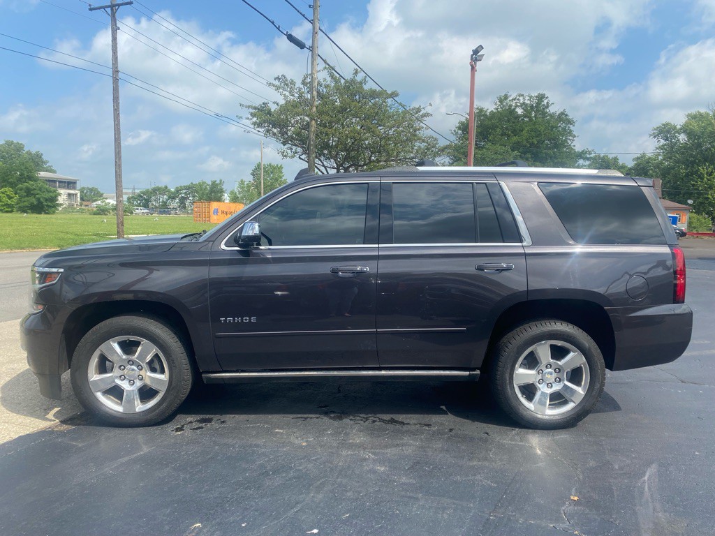2017 Chevrolet Tahoe Image 3