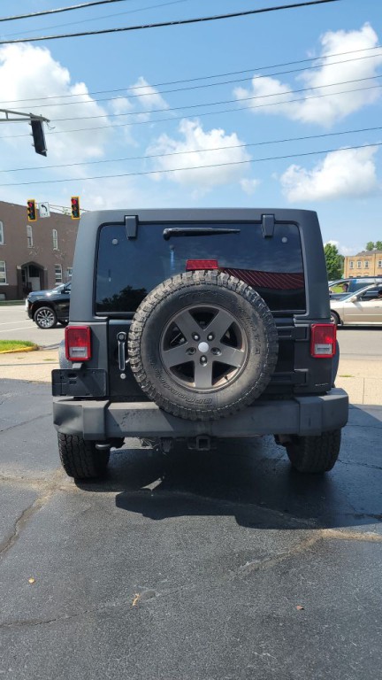 2011 Jeep Wrangler Unlimited Image 13