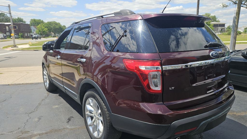 2011 Ford Explorer Image 4