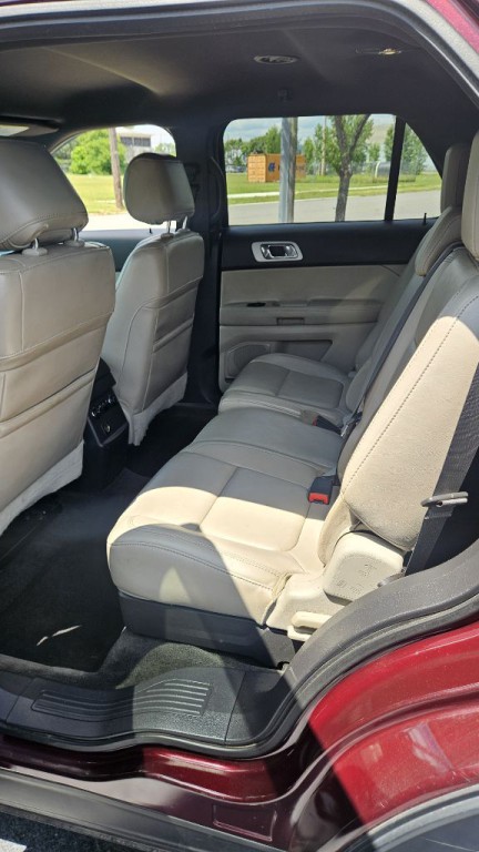 2011 Ford Explorer Image 11