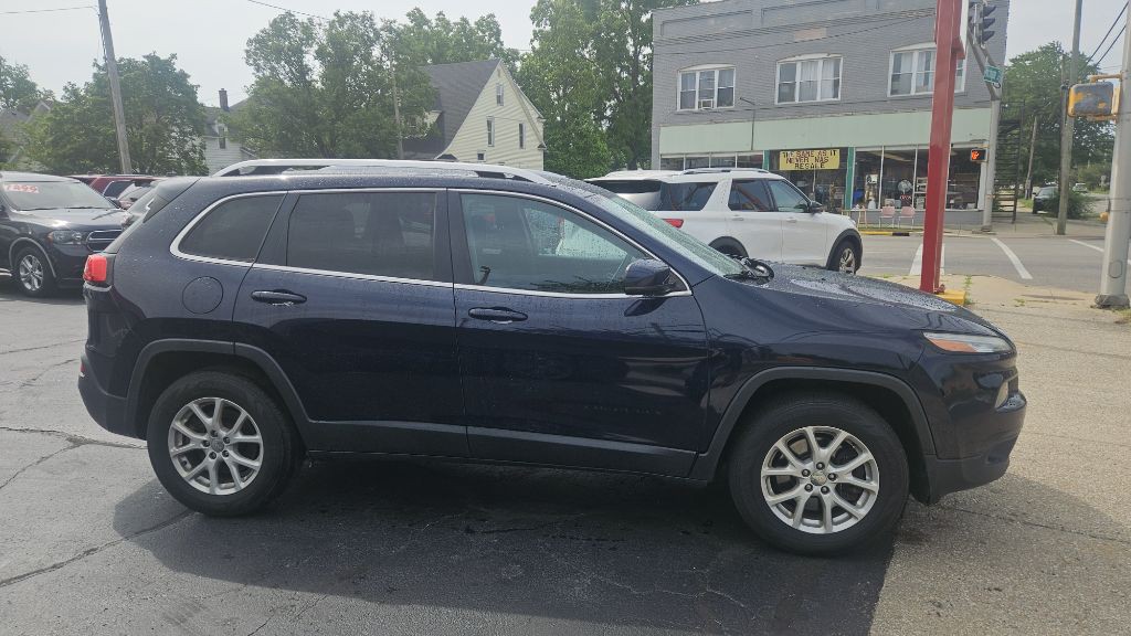 2016 Jeep Cherokee Image 6
