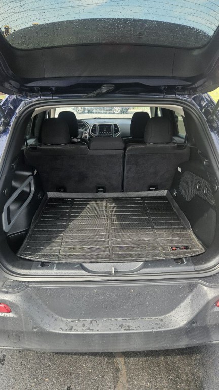 2016 Jeep Cherokee Image 11