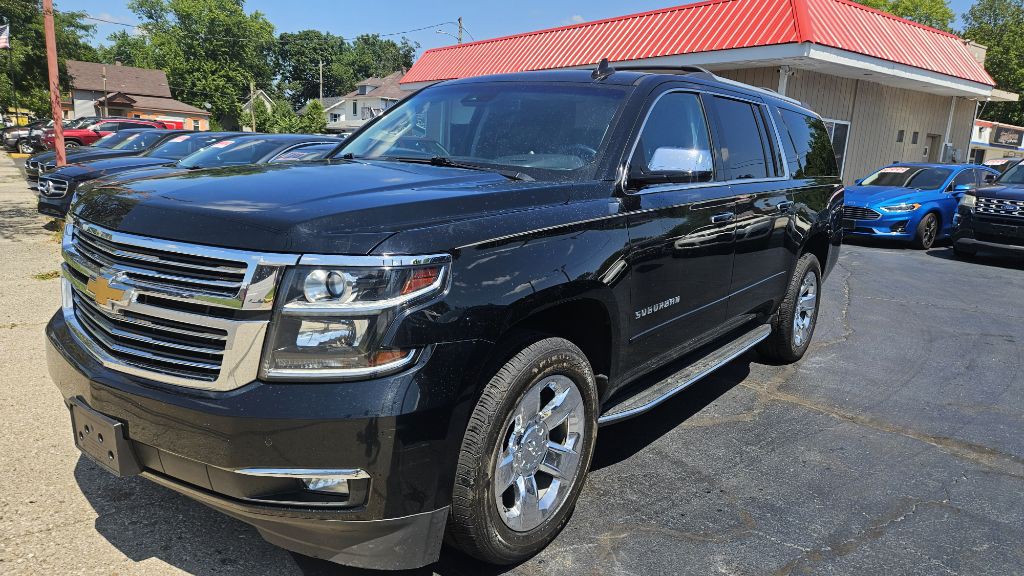 2016 Chevrolet Suburban Image 1