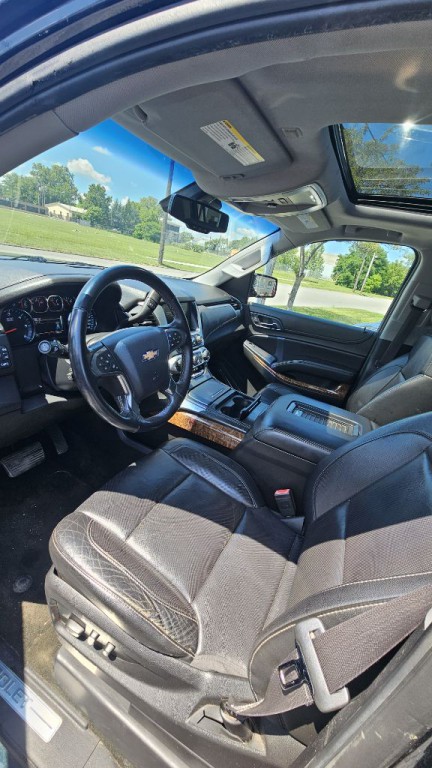 2016 Chevrolet Suburban Image 9