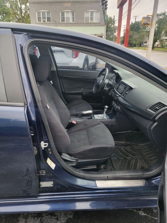 2014 Mitsubishi Lancer Image 12