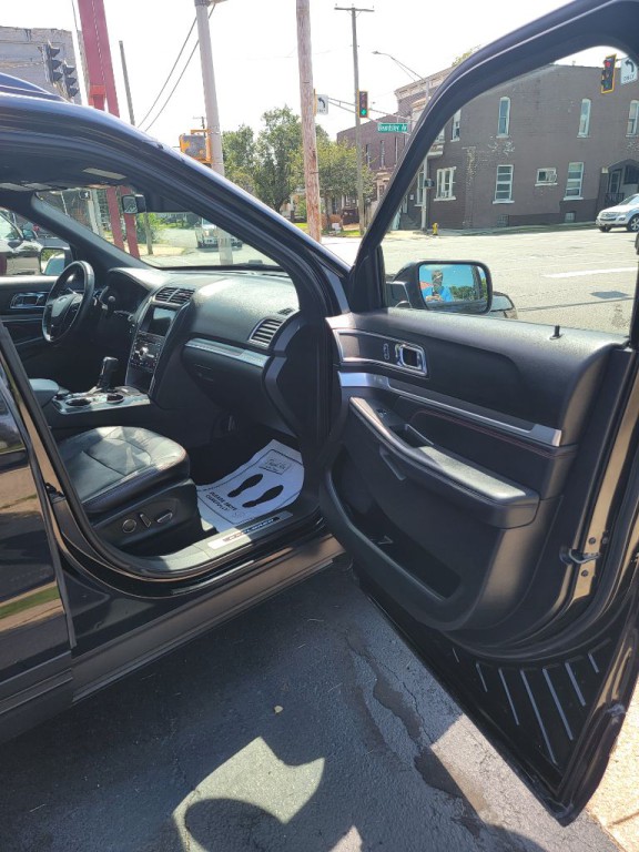 2018 Ford Explorer Image 12