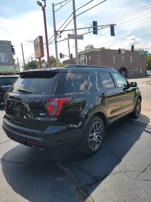 2018 Ford Explorer Image 14