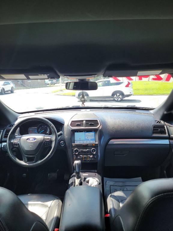 2018 Ford Explorer Image 55