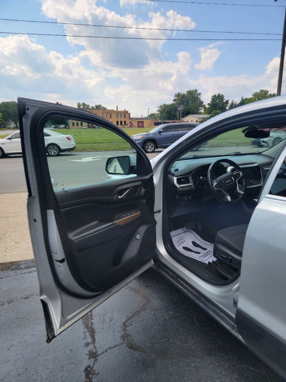 2019 GMC Acadia Image 10