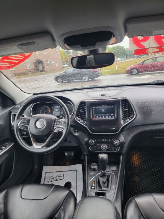 2019 Jeep Cherokee Image 14