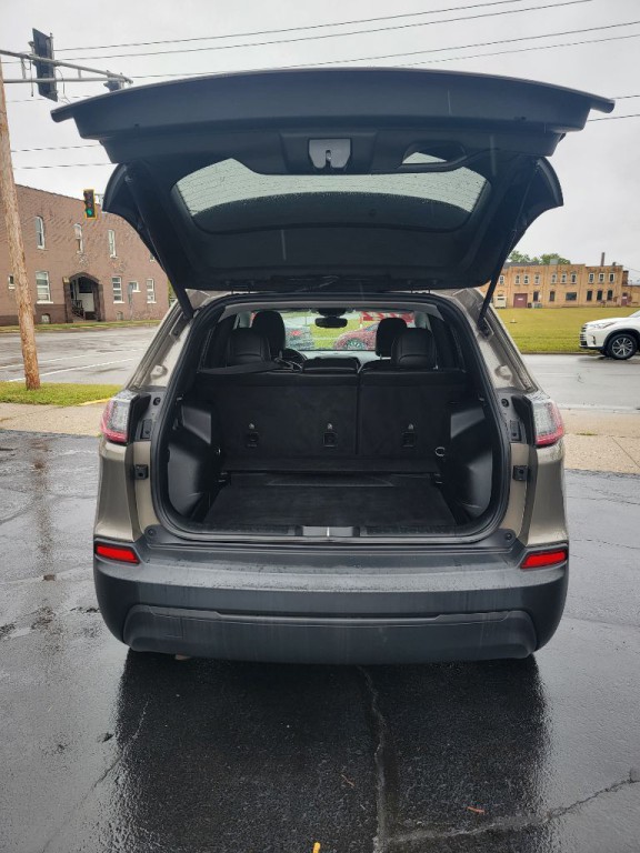 2019 Jeep Cherokee Image 46