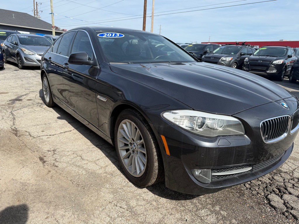 2013 BMW 5 Series Image 6