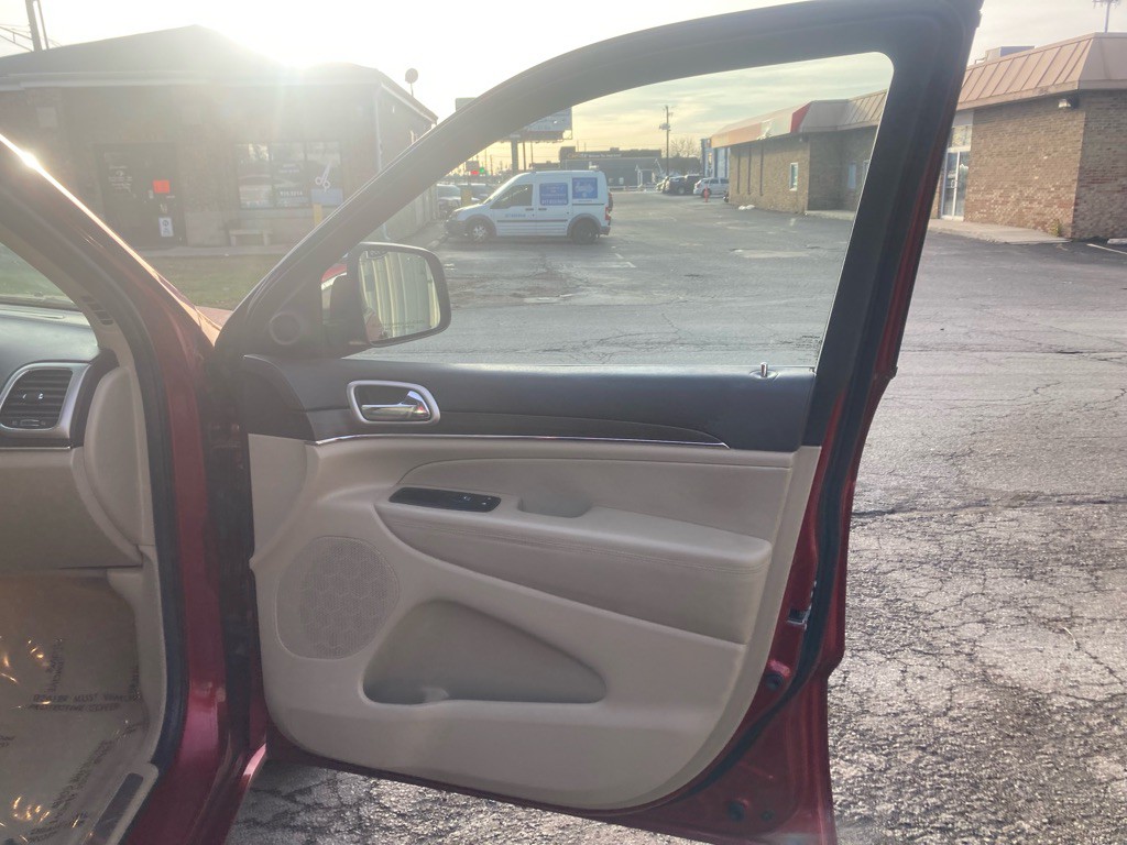 2015 Jeep Grand Cherokee Image 14