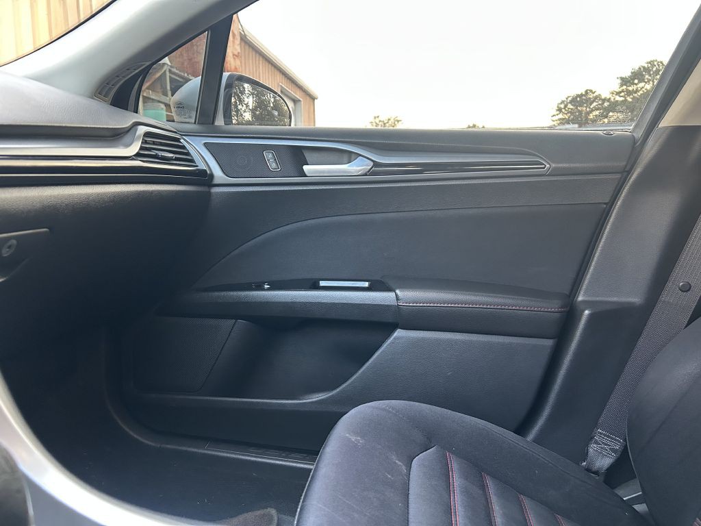 2013 Ford Fusion Image 7