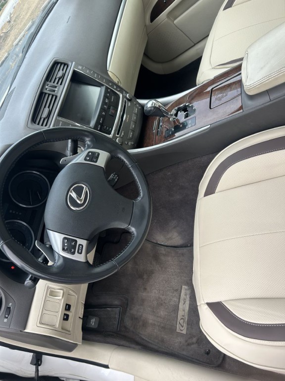 2011 Lexus IS 250 Image 7
