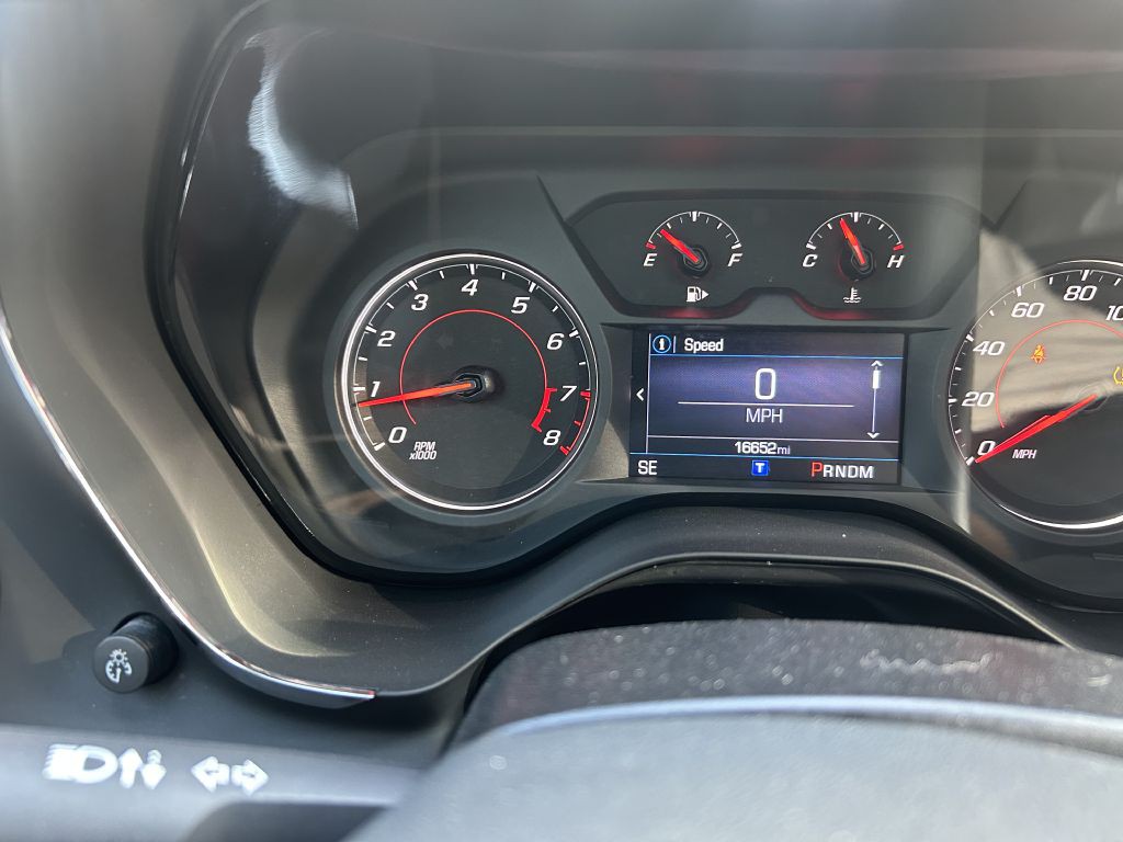 2019 Chevrolet Camaro Image 3