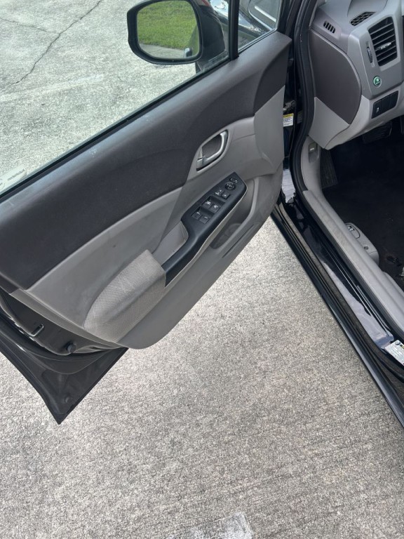 2012 Honda Civic Image 8