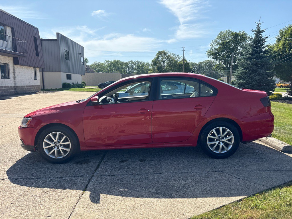 2011 Volkswagen Jetta Image 4