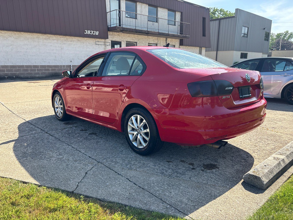 2011 Volkswagen Jetta Image 5