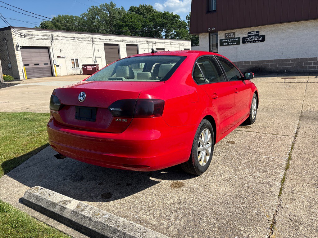 2011 Volkswagen Jetta Image 7