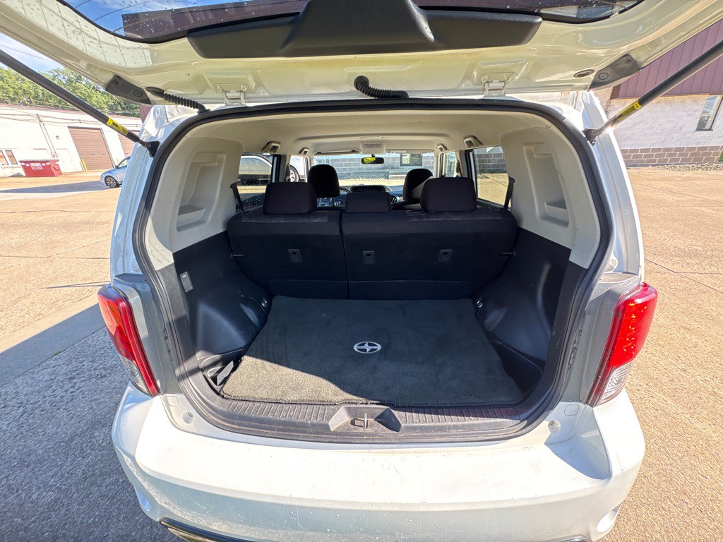 2013 Scion xB Image 14