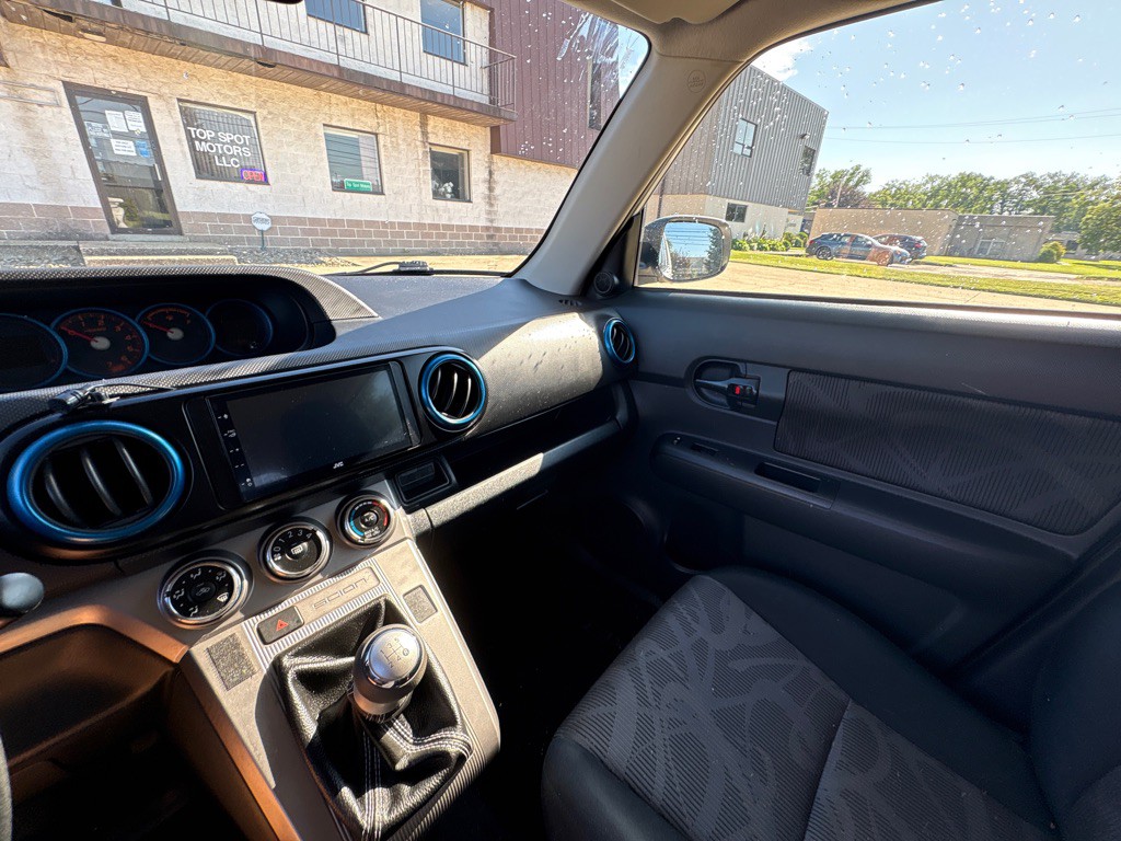 2013 Scion xB Image 15