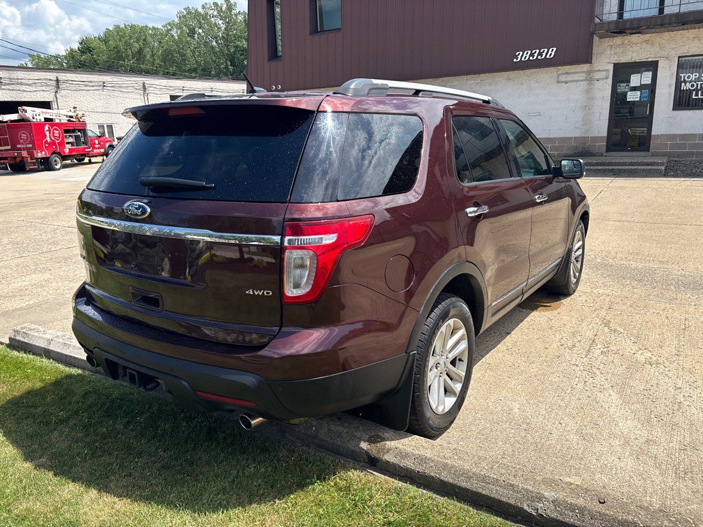 2012 Ford Explorer Image 7