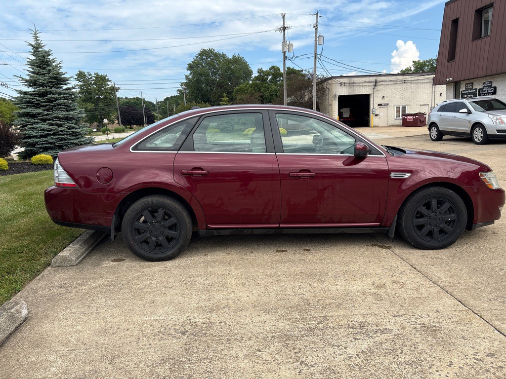 2008 Ford Taurus Image 8