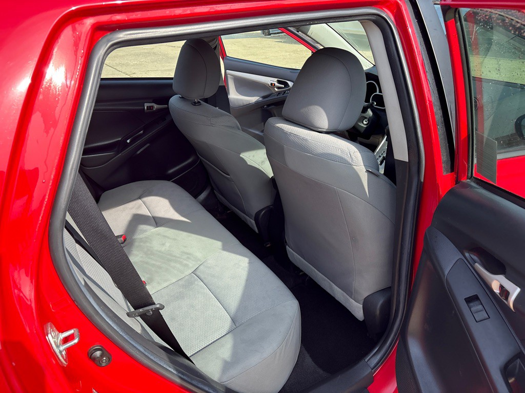 2010 Toyota Corolla Image 12