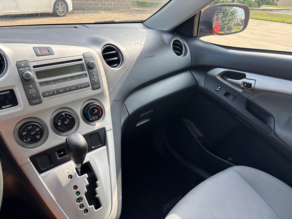 2010 Toyota Corolla Image 16