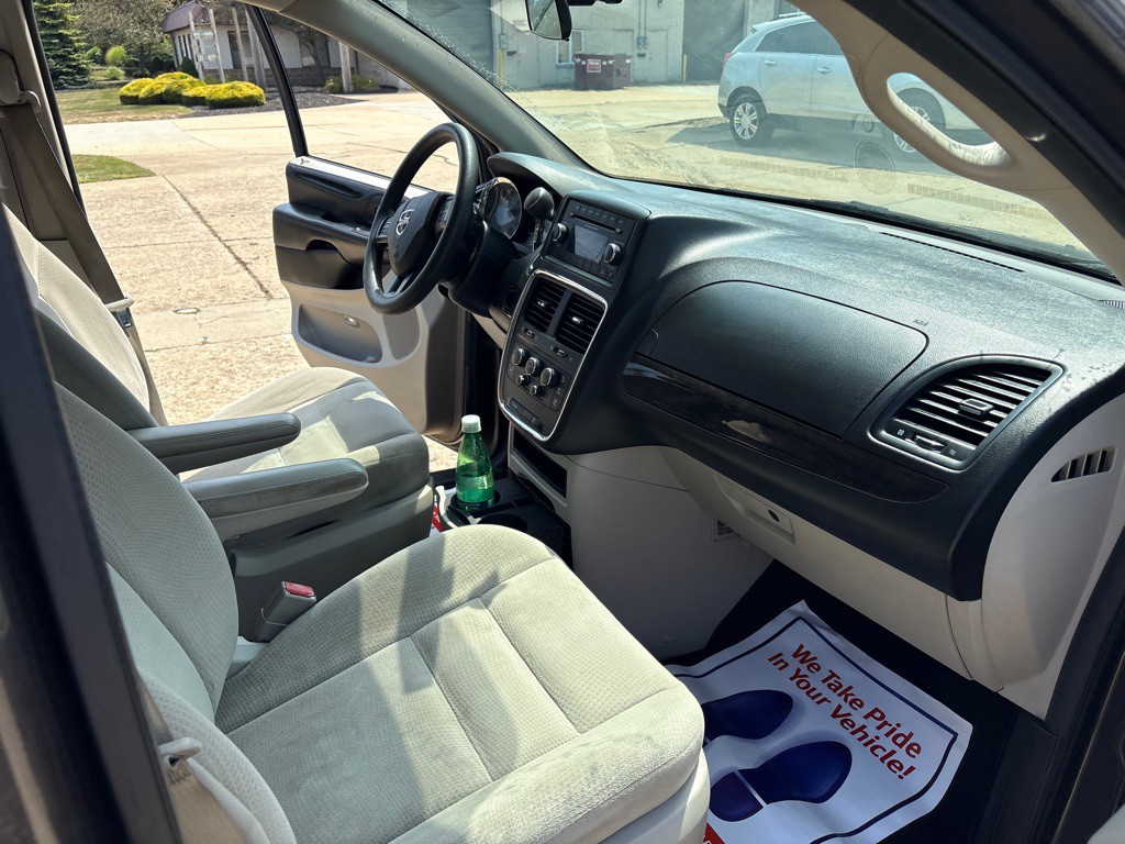 2015 Dodge Grand Caravan Image 10