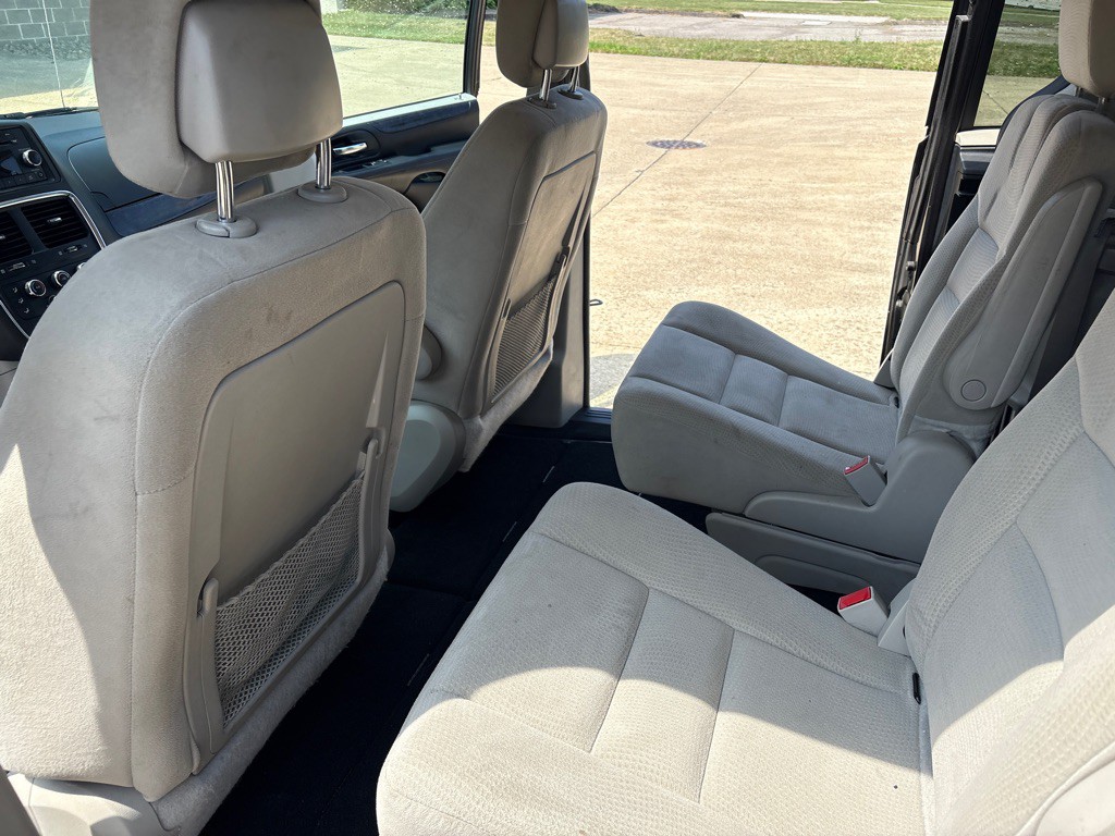 2015 Dodge Grand Caravan Image 11