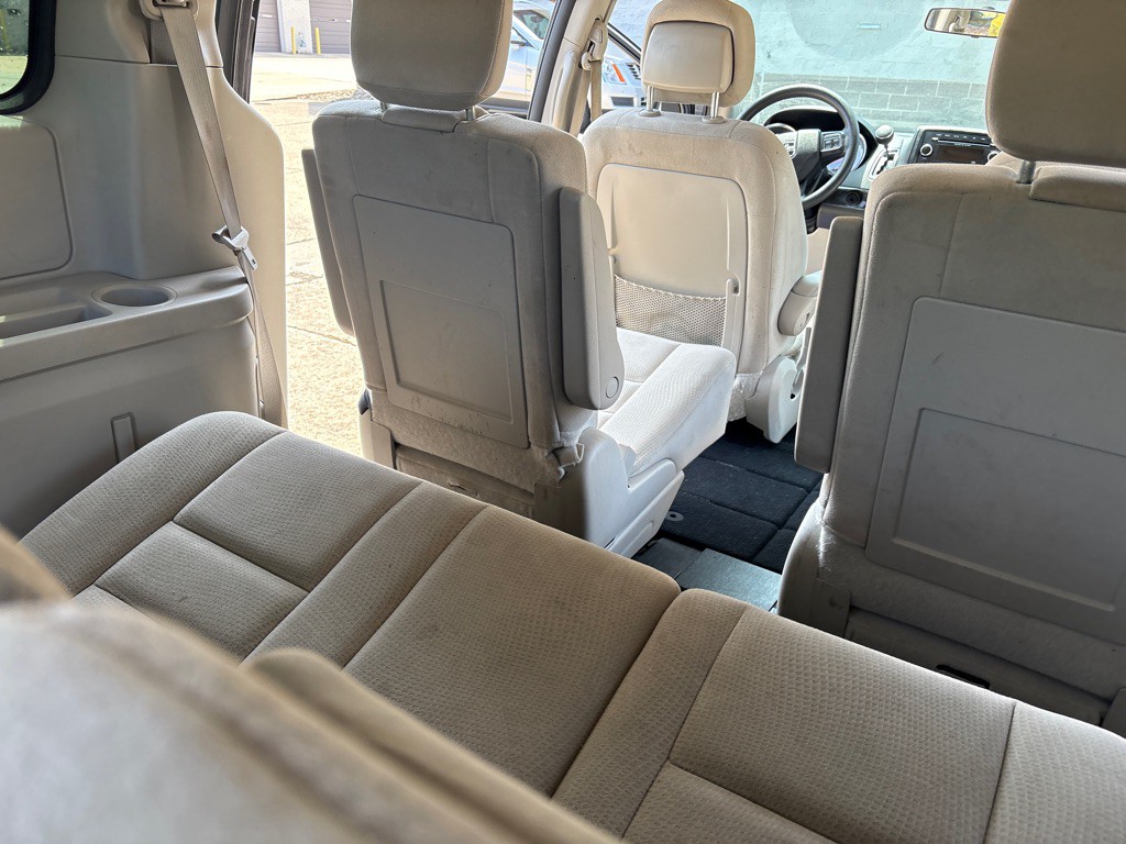 2015 Dodge Grand Caravan Image 14