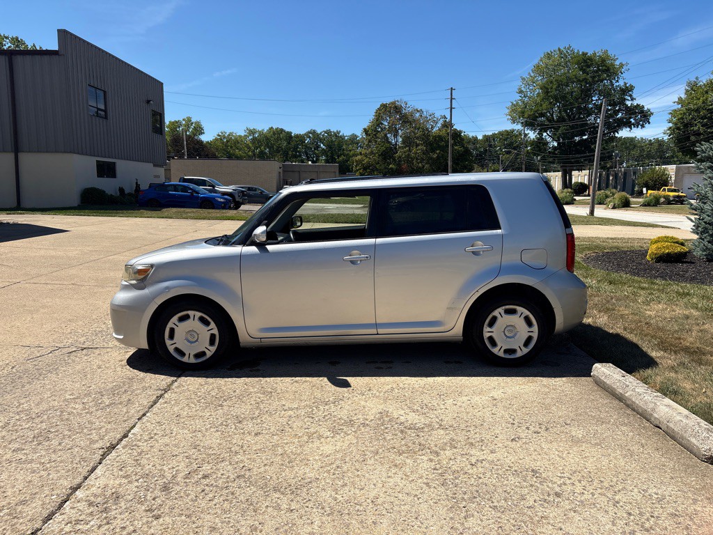 2008 Scion xB Image 4