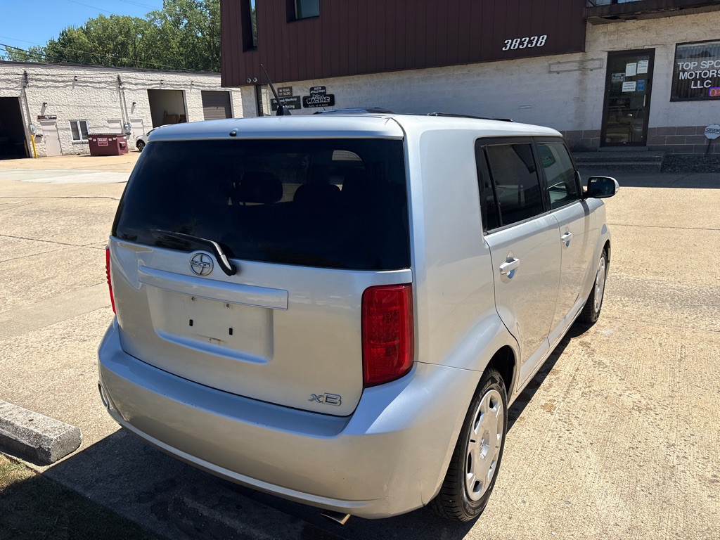 2008 Scion xB Image 7