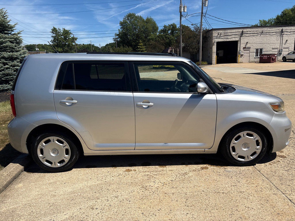 2008 Scion xB Image 8