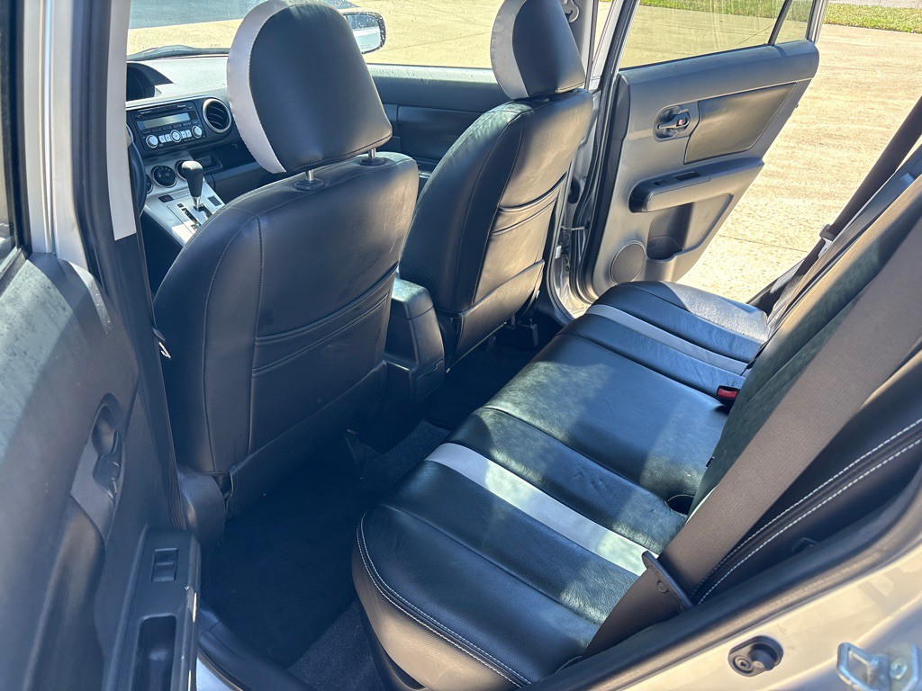 2008 Scion xB Image 11